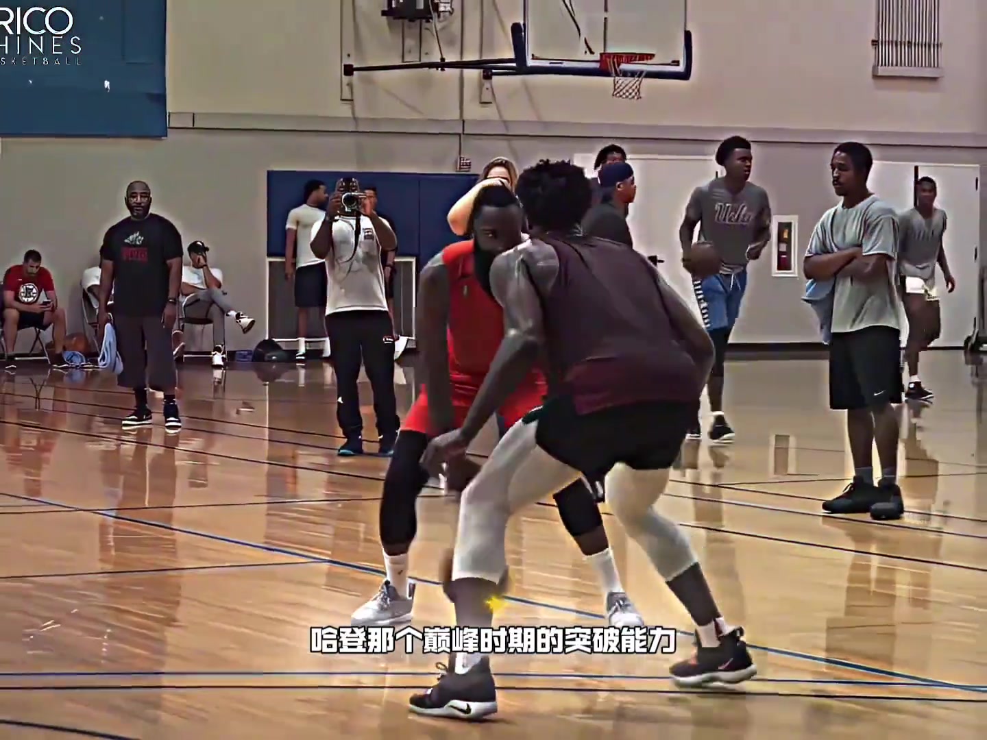 巅峰麦迪和巅峰哈登谁更厉害杨毅哈登突破杀伤力太强了